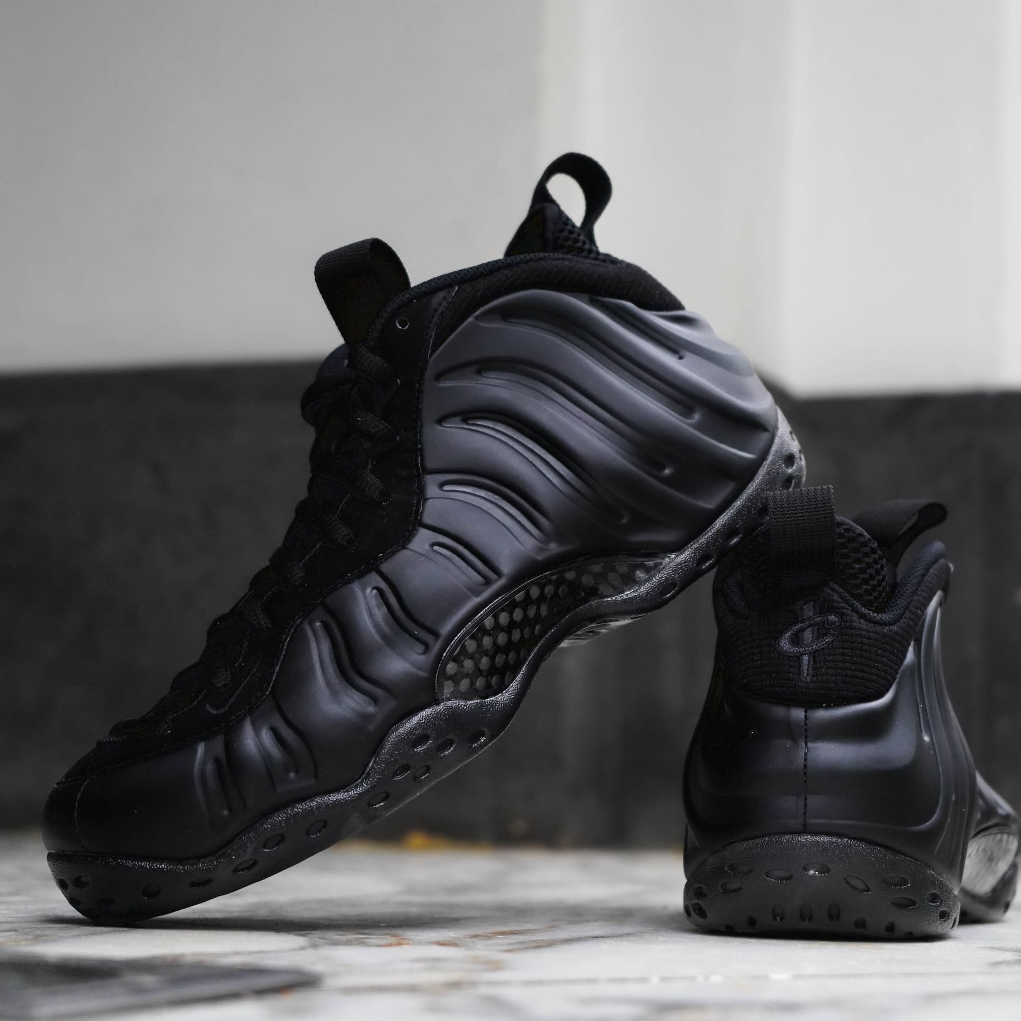 NIKE AIR FOAMPOSITE ONE ANTHRACITE Barrio Warrior