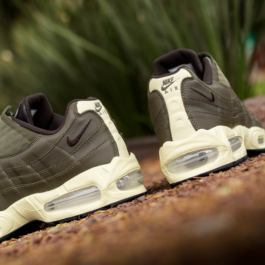 NIKE AIR MAX 95 BIG BUBBLE ZIPPER MEDIUM OLIVE