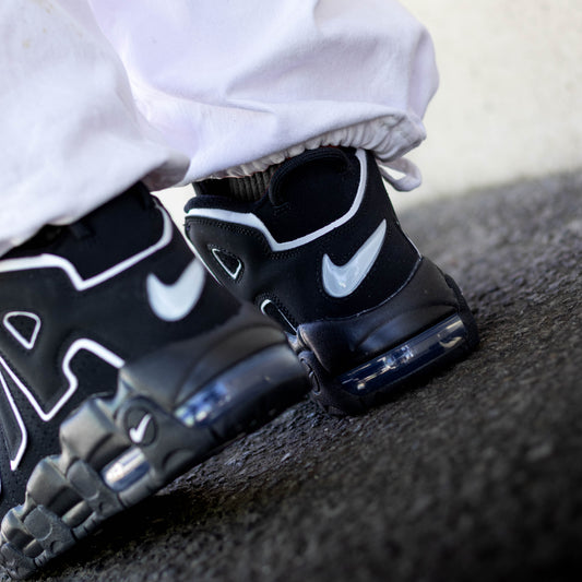 NIKE AIR MORE UPTEMPO BLACK WHITE GS