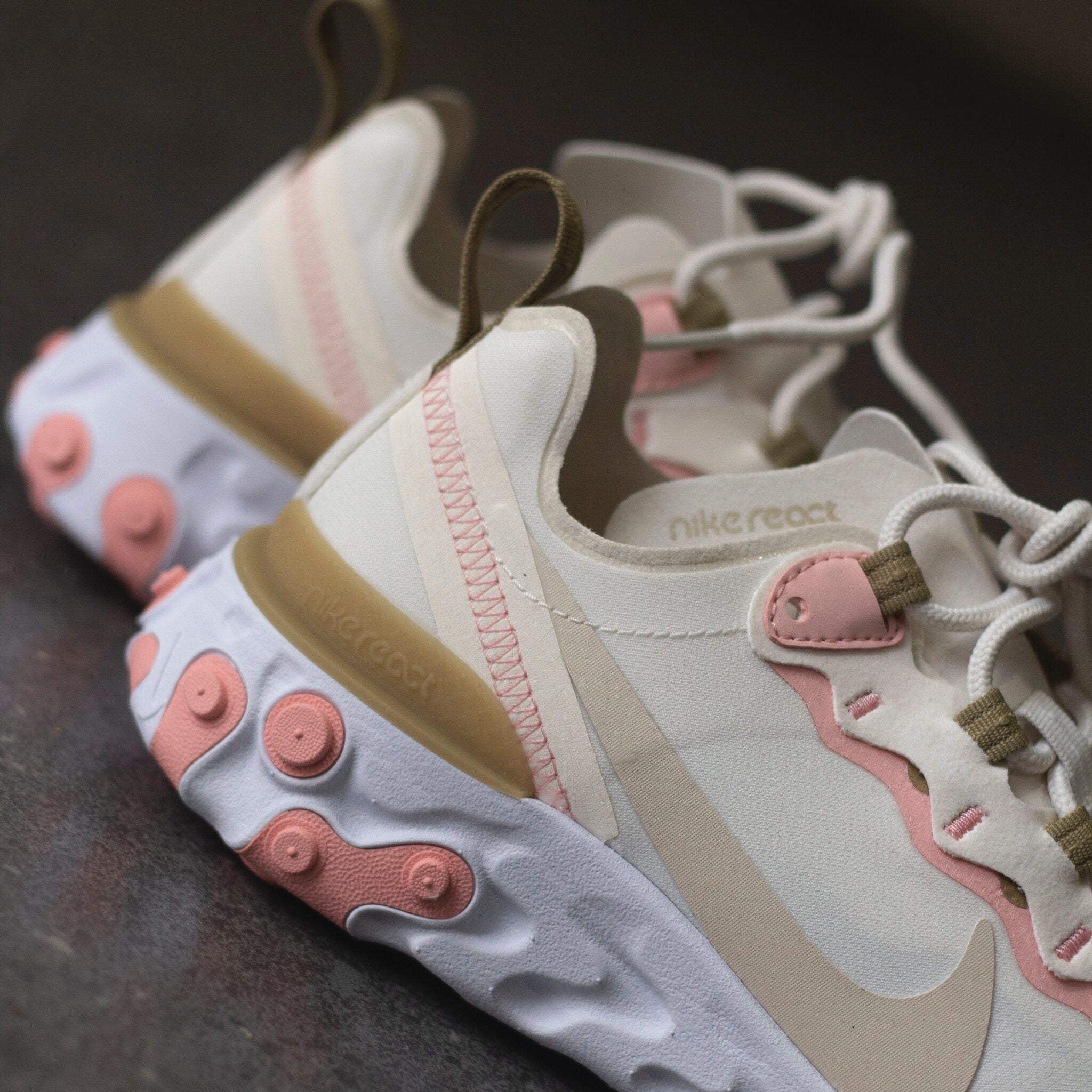 NIKE REACT ELEMENT 55 OREWOOD BROWN