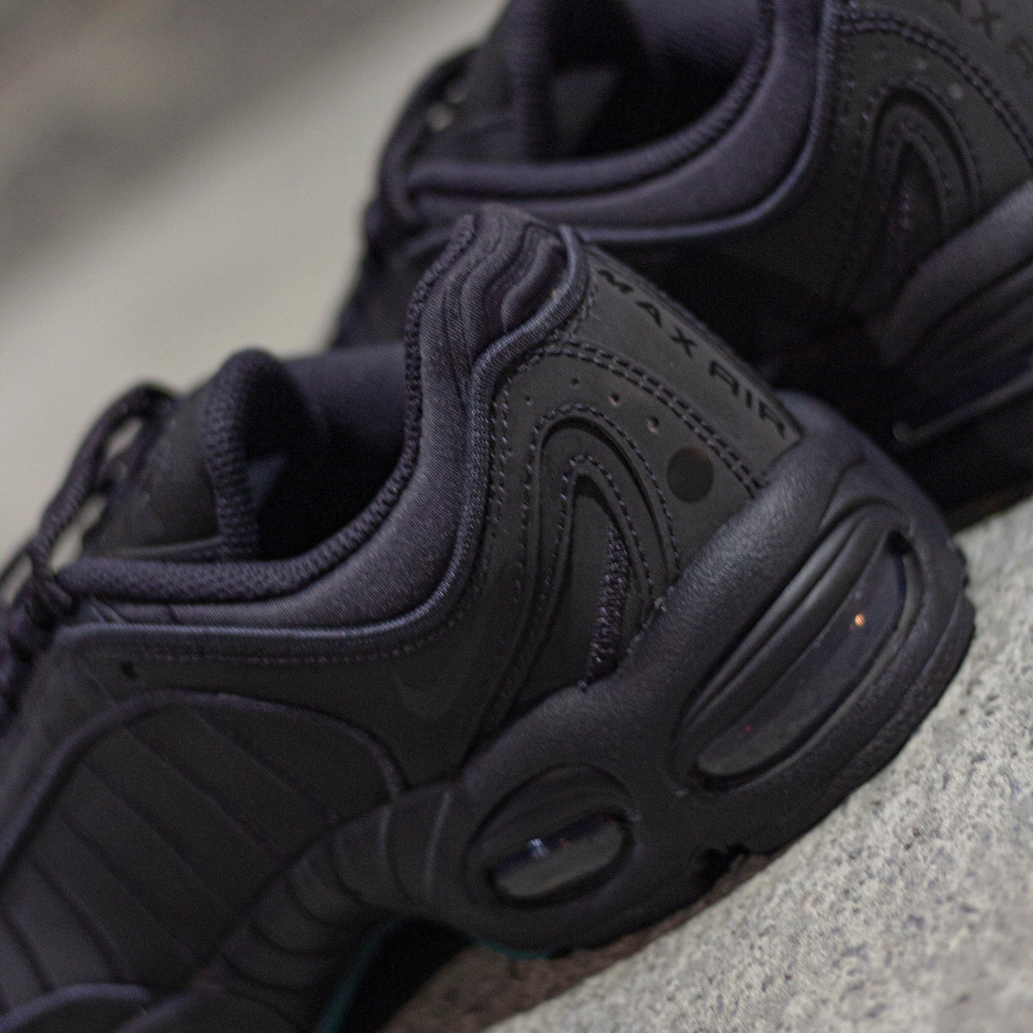 NIKE AIR MAX TAILWIND 99 BLACK