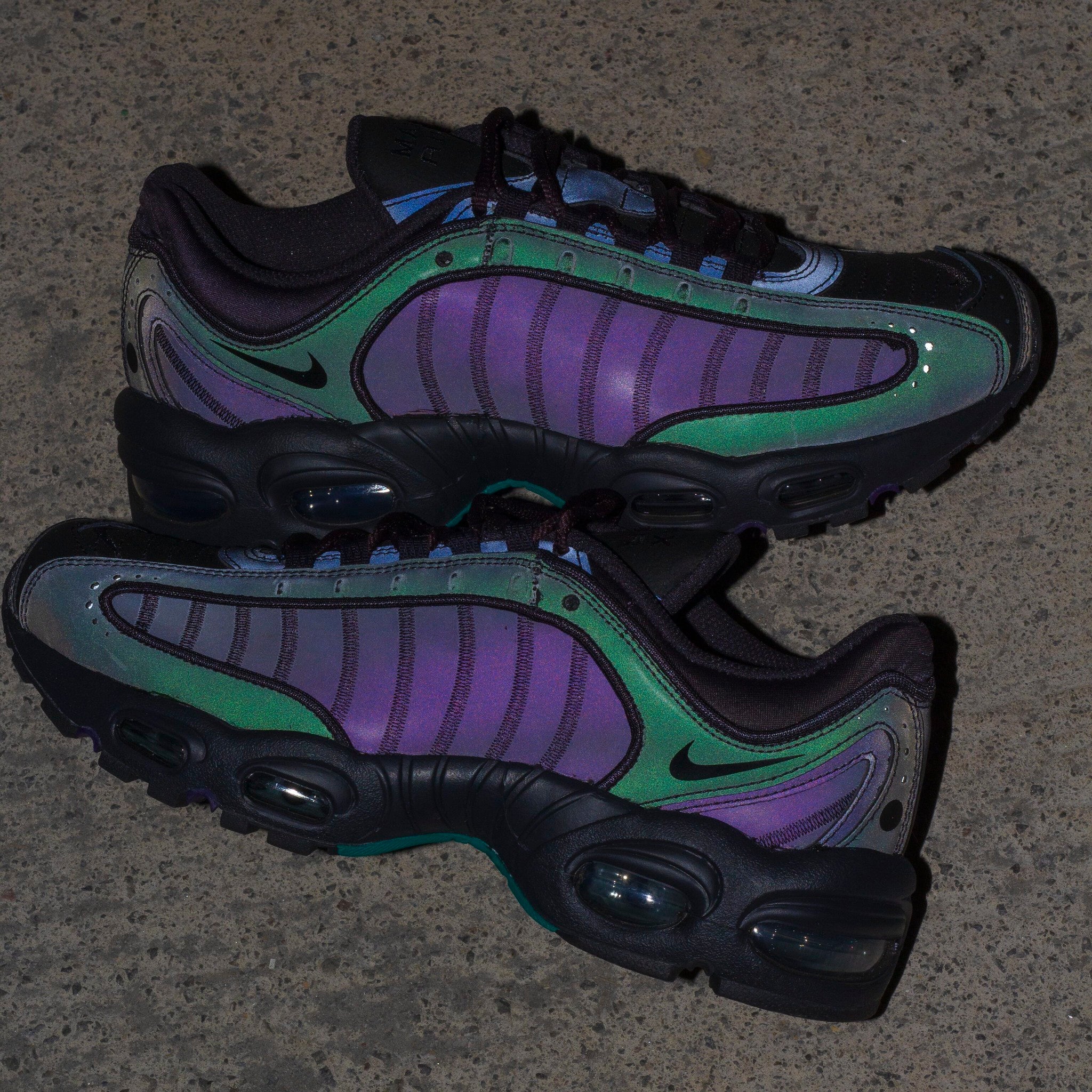 NIKE AIR MAX TAILWIND 99 BLACK
