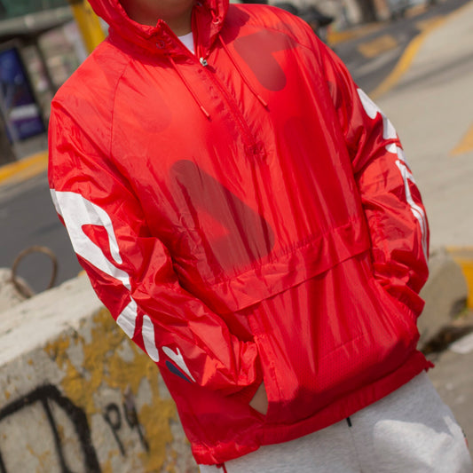 FILA ROMPEVIENTOS ROJA MANGAS