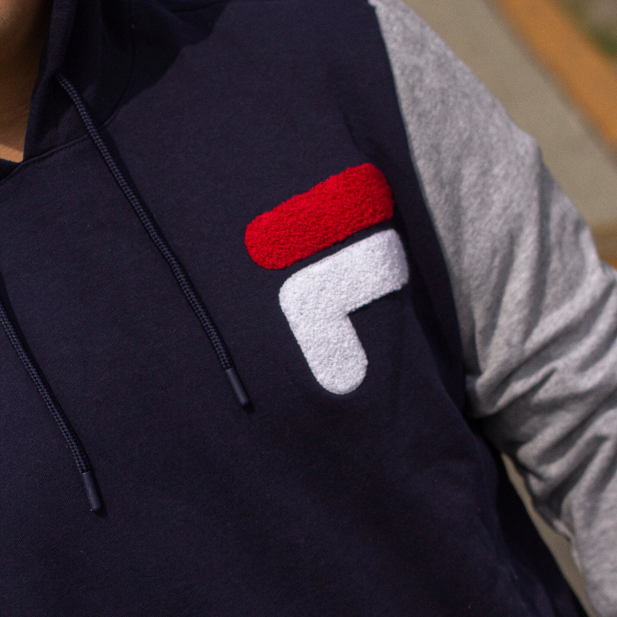 FILA SUDADERA MANGA GRIS AZUL
