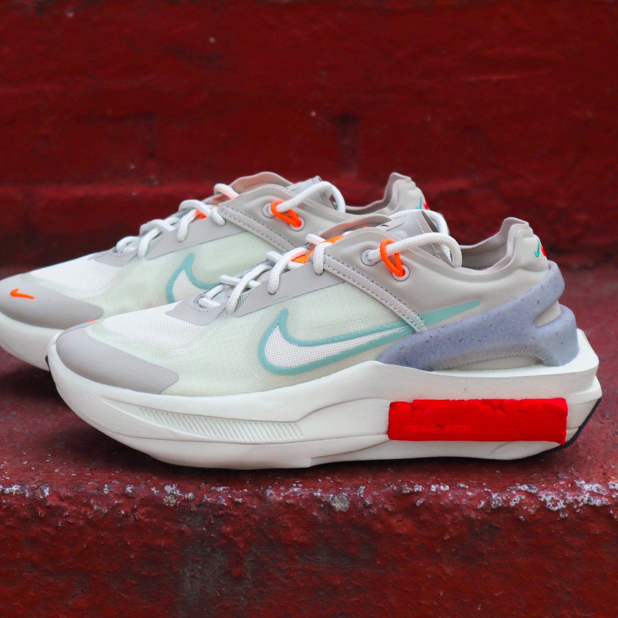 NIKE FONTANKA EDGE KHAKI