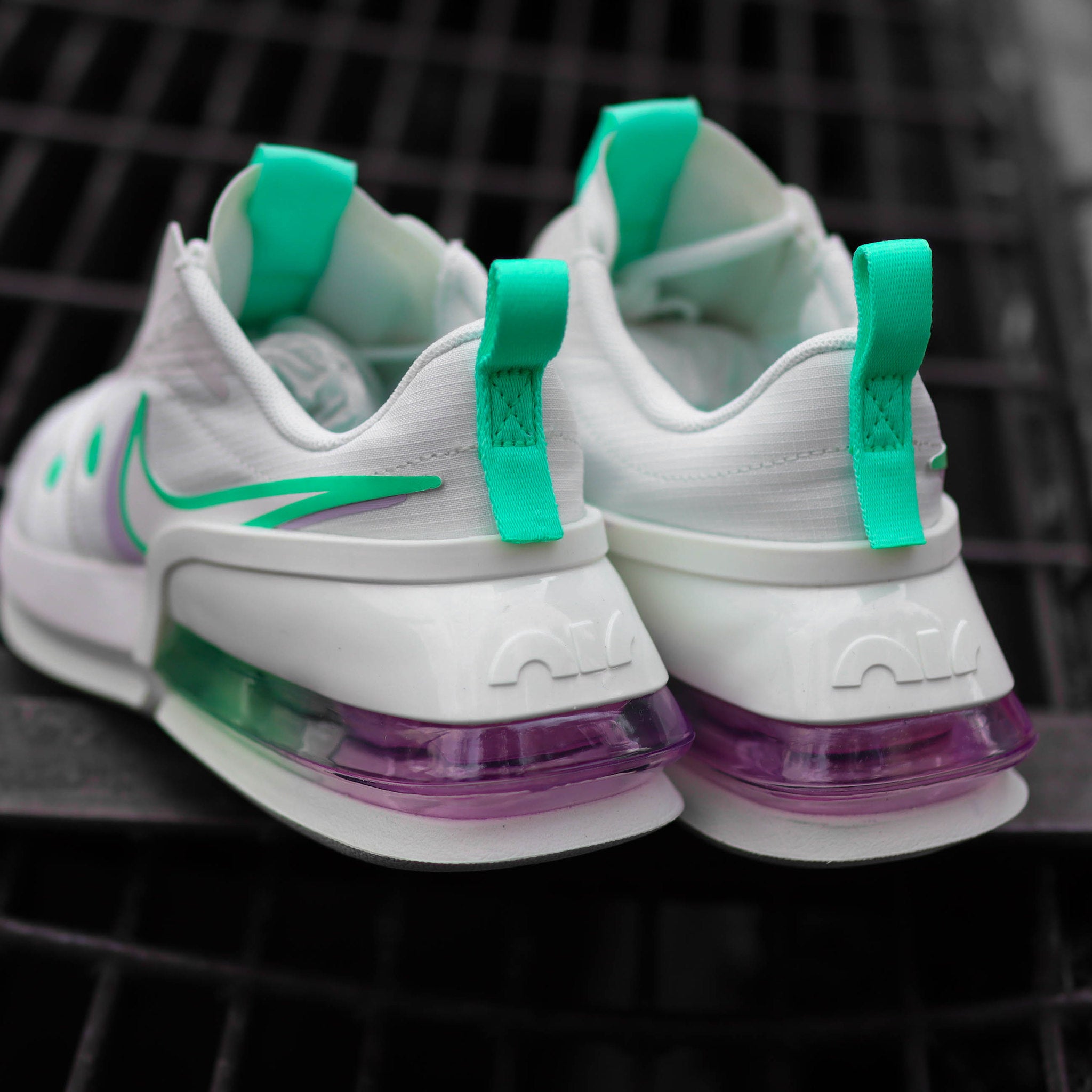 NIKE AIR MAX UP WHITE GRAPE W