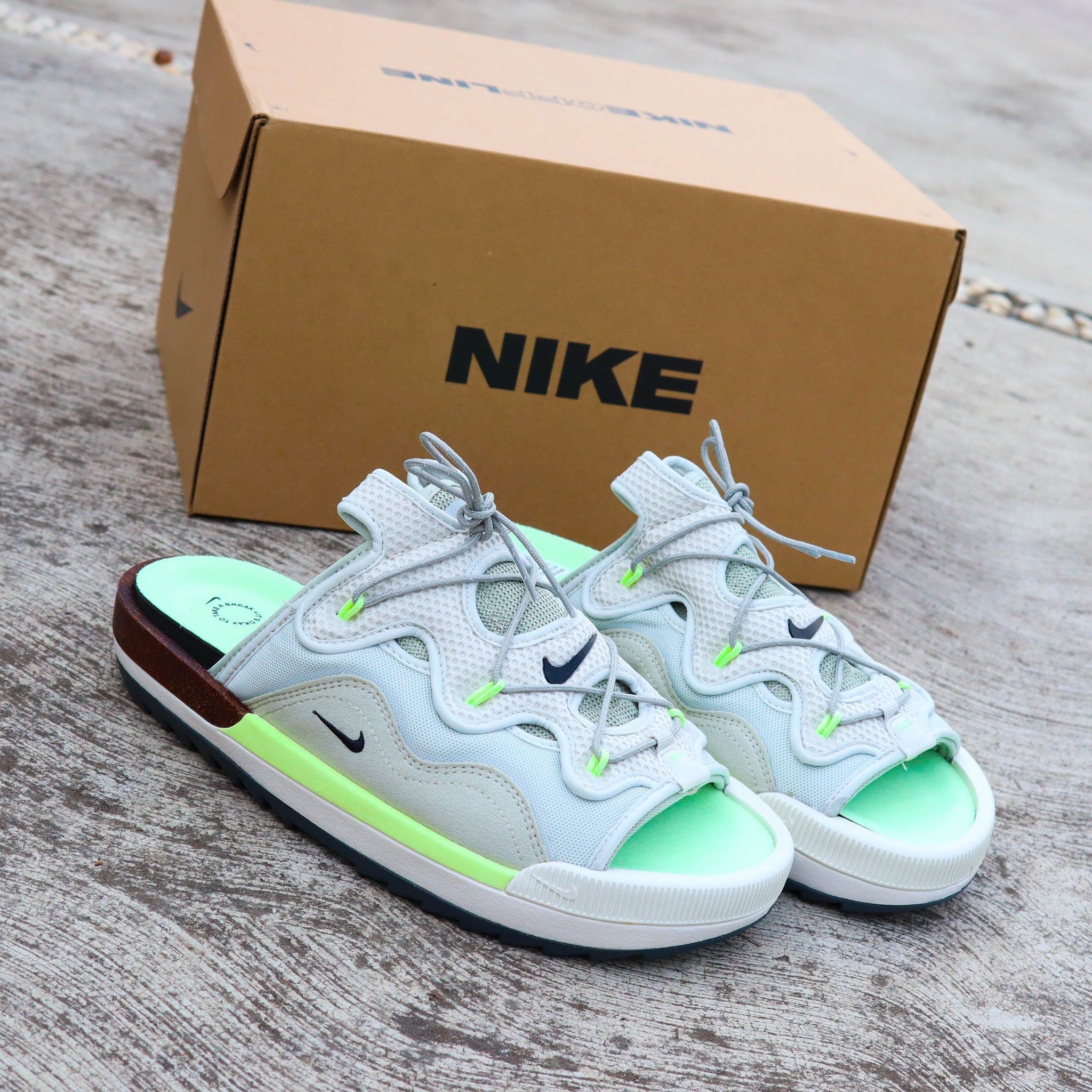 NIKE OFFLINE 2.0 LIGHT BONE VOLT