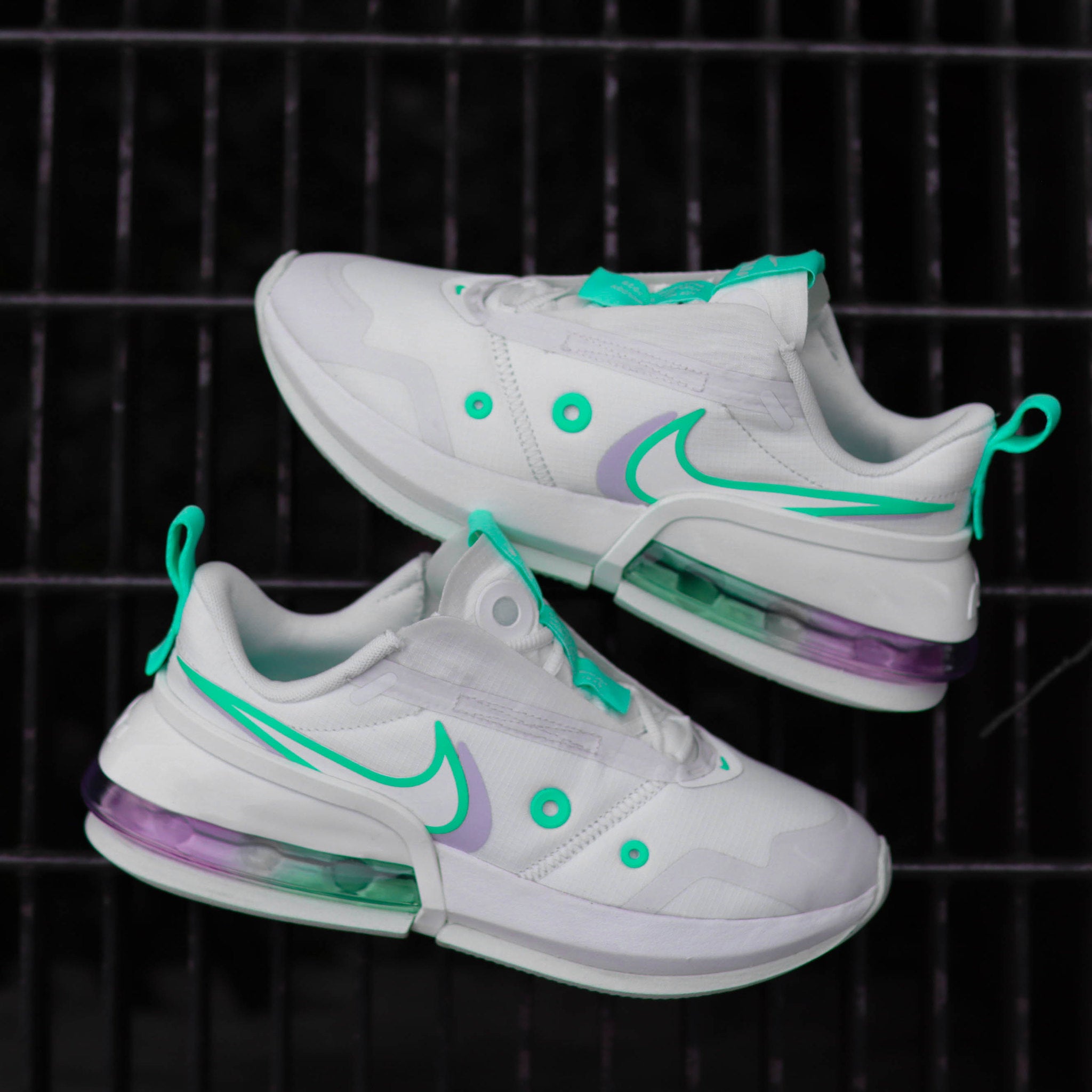 NIKE AIR MAX UP WHITE GRAPE W