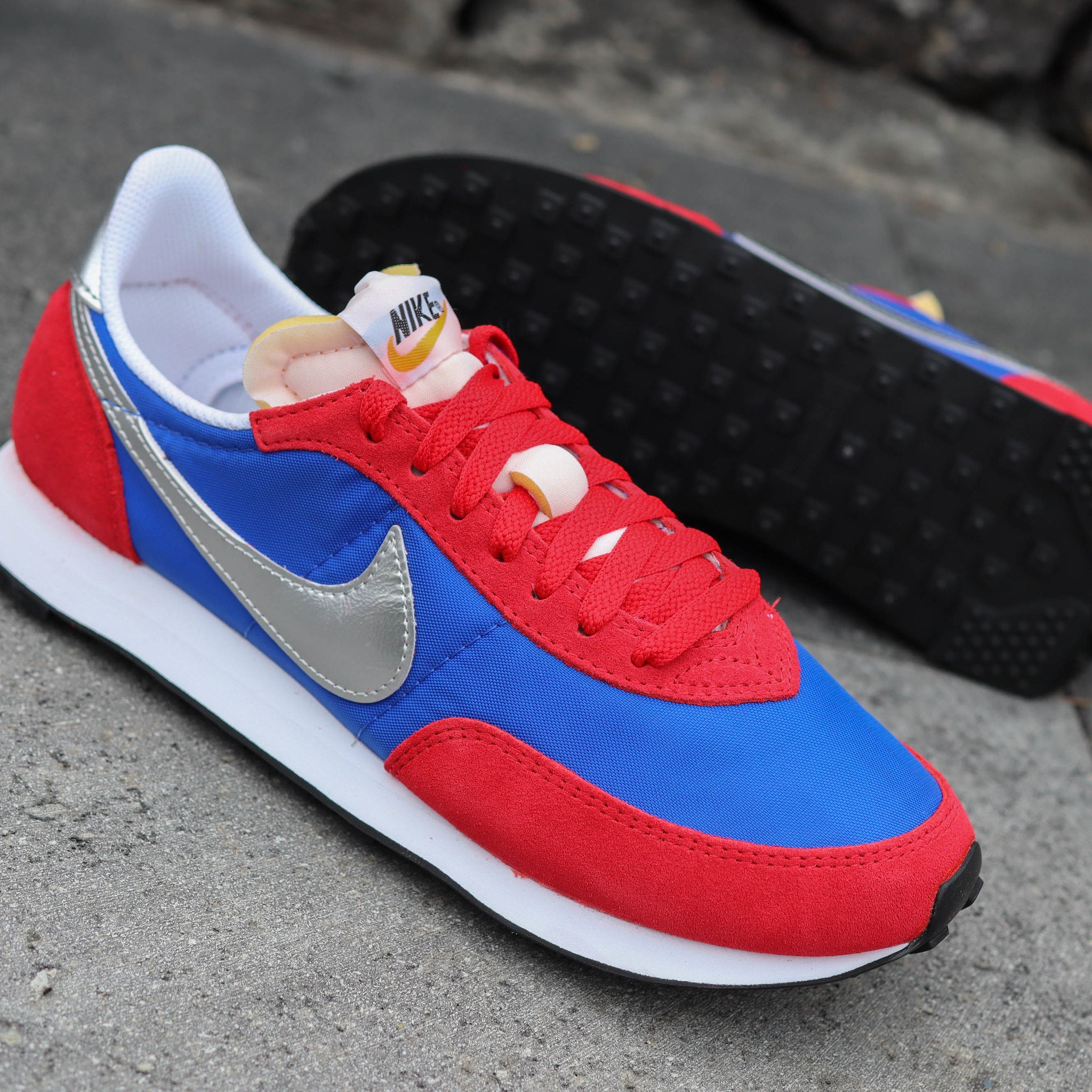 NIKE WAFFLE TRAINER 2 SP HYPER ROYAL