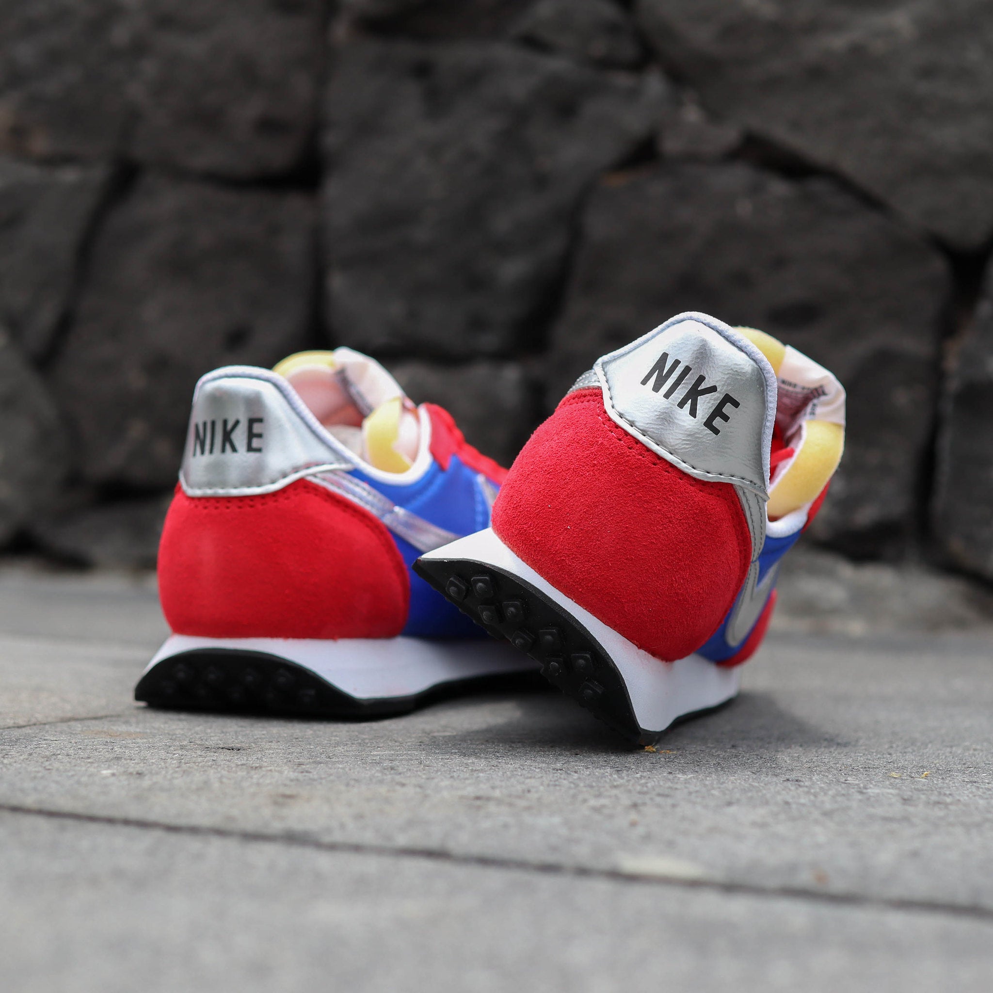 NIKE WAFFLE TRAINER 2 SP HYPER ROYAL