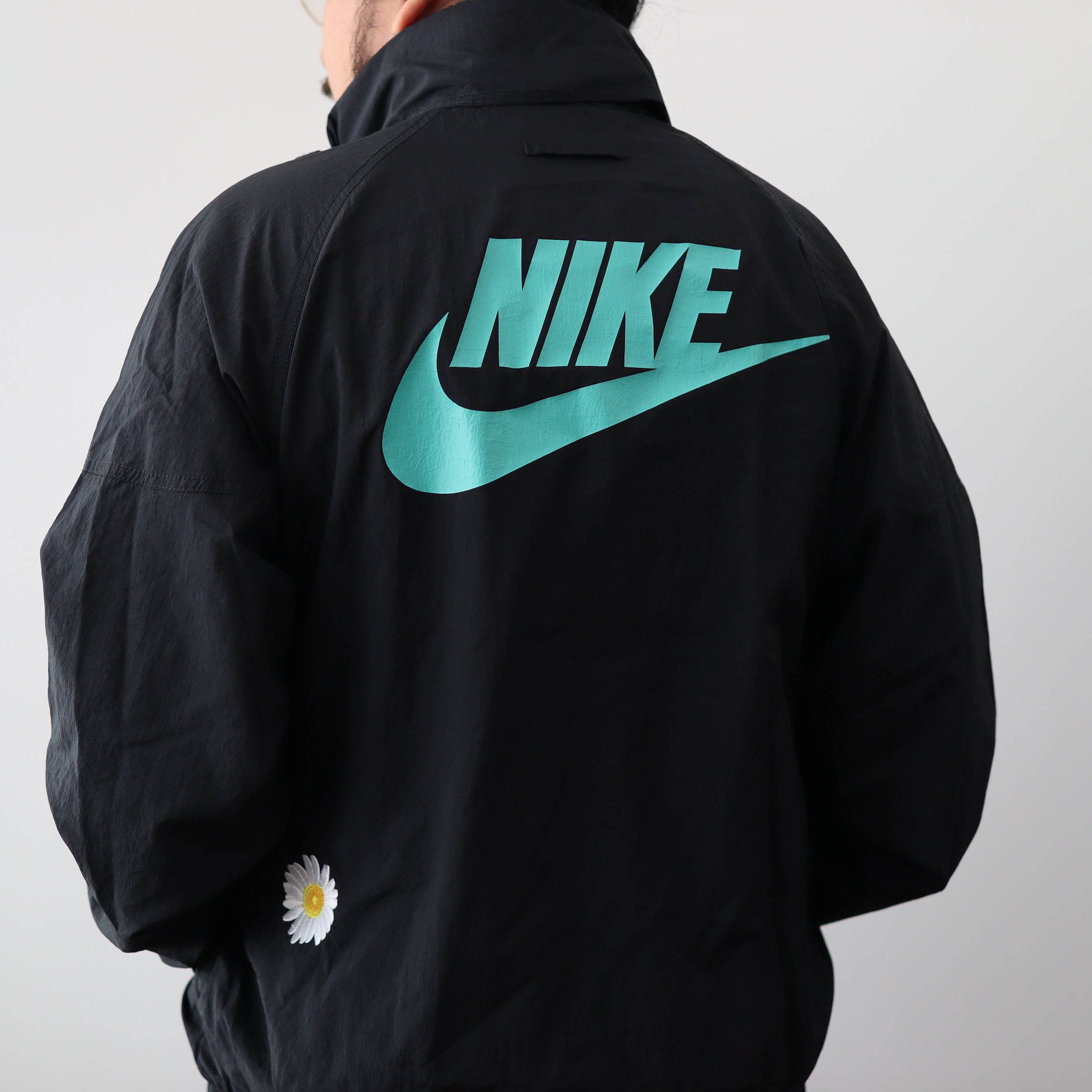 NIKE JACKET BLACK BLUE LINES