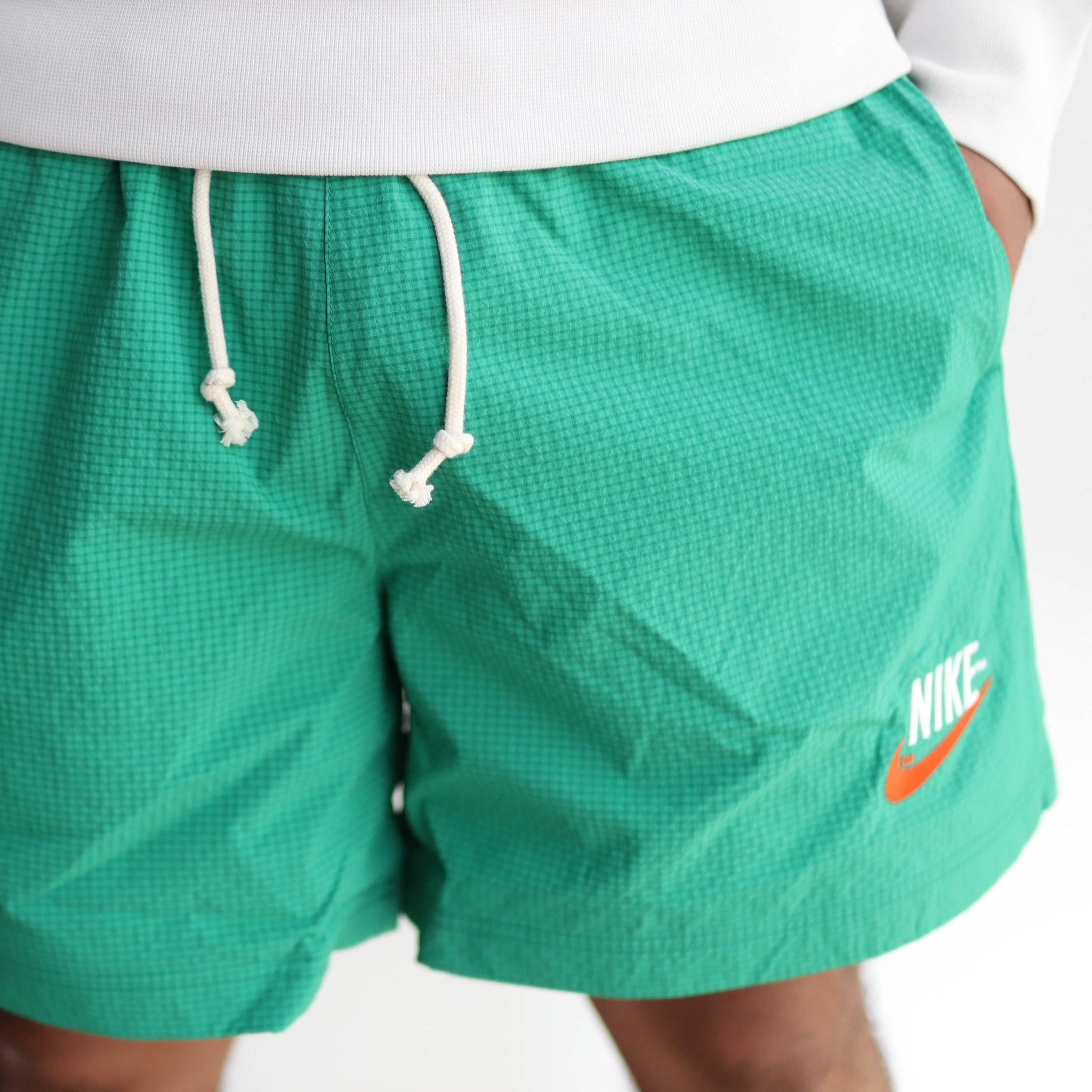NIKE SHORT GREEN NSW