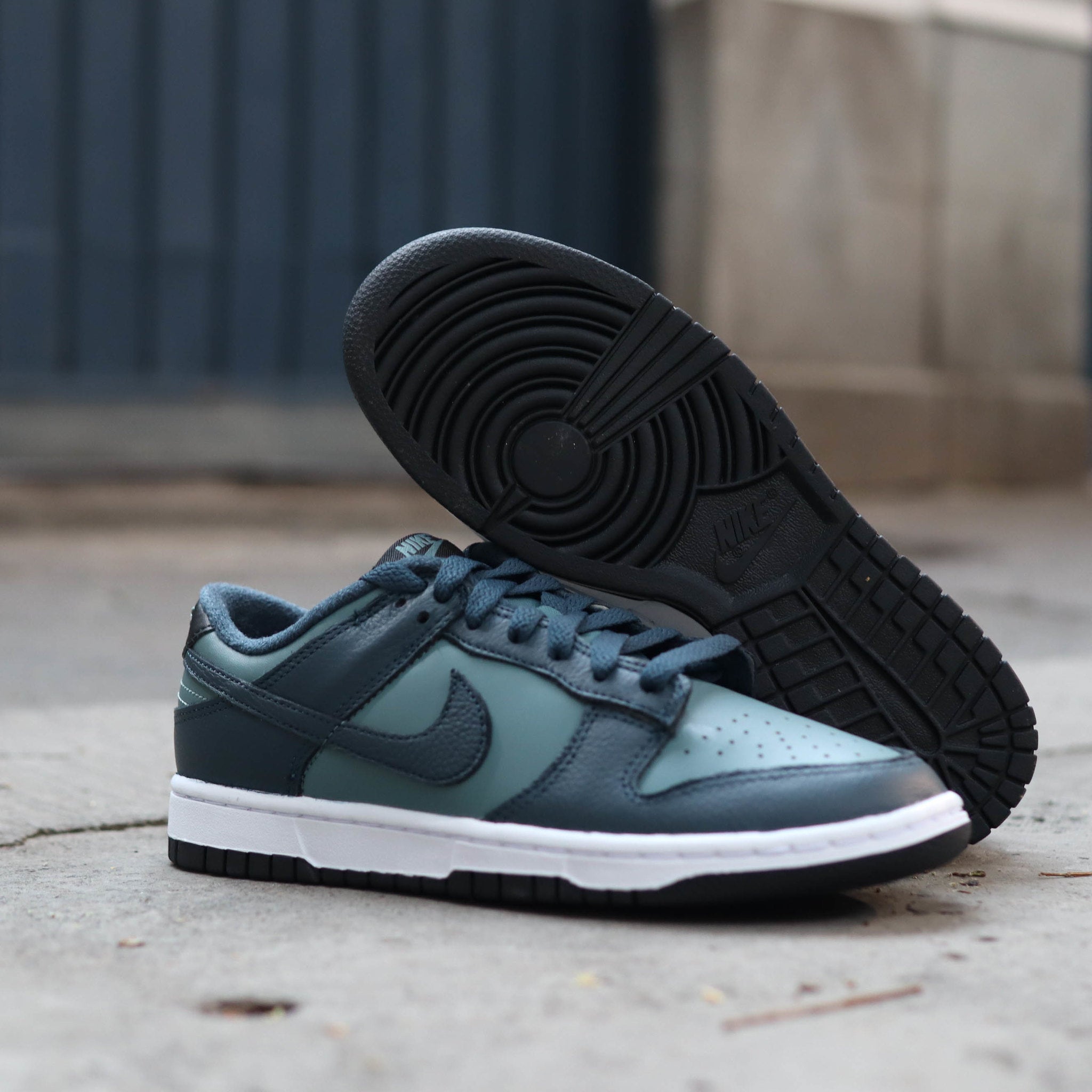 NIKE DUNK LOW ARMORY NAVY