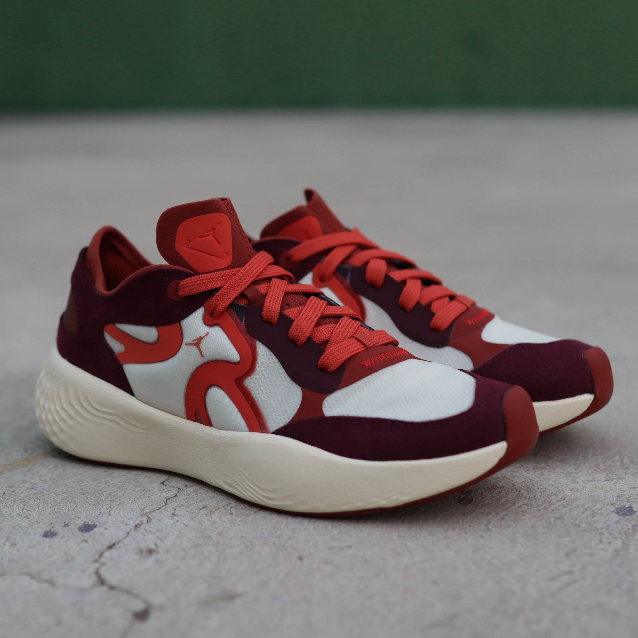 JORDAN DELTA 3 LOW MAROON W