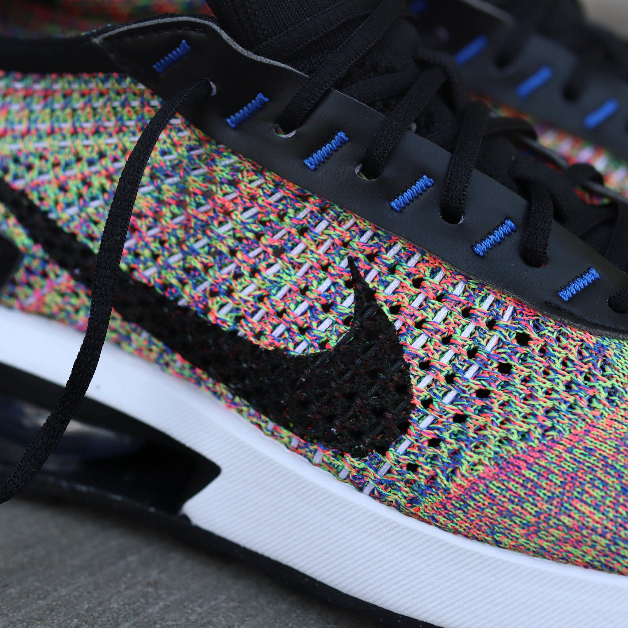 NIKE AIR MAX FLYKNIT RACER MULTICOLOR 2