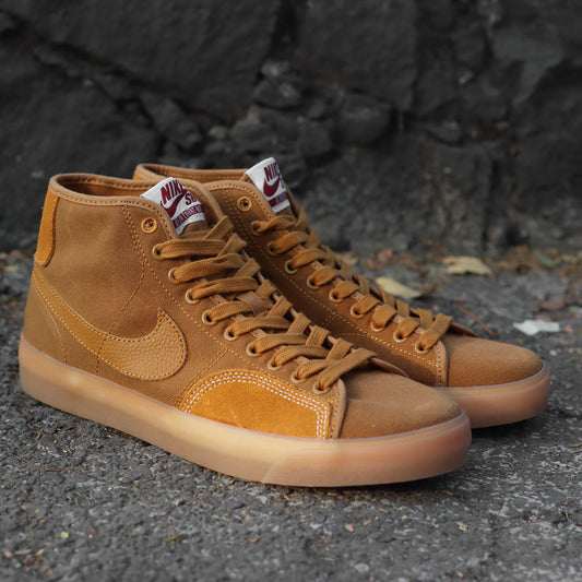 NIKE SB BLAZER COURT DESERT OCHER