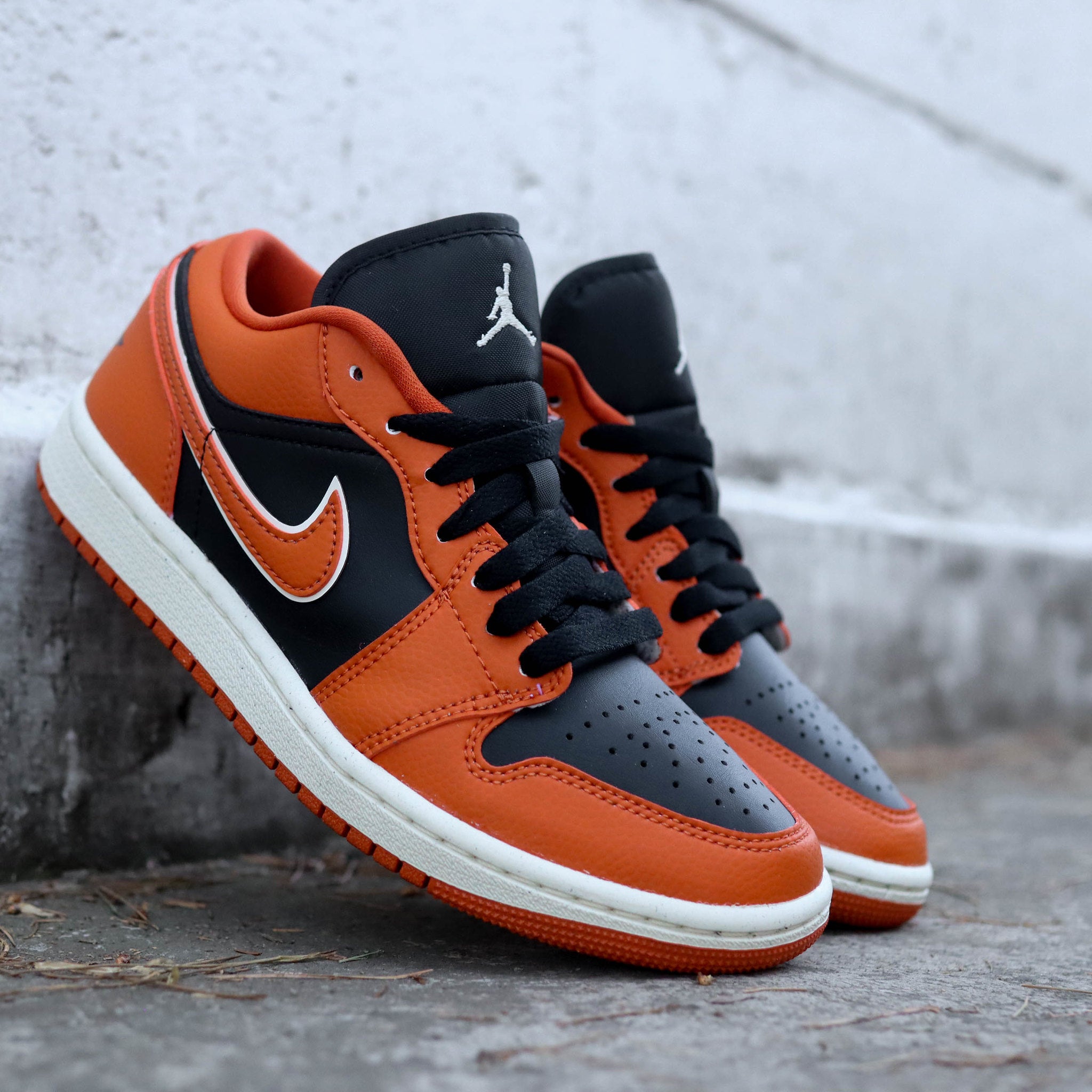 AIR JORDAN 1 LOW SPORT SPICE W