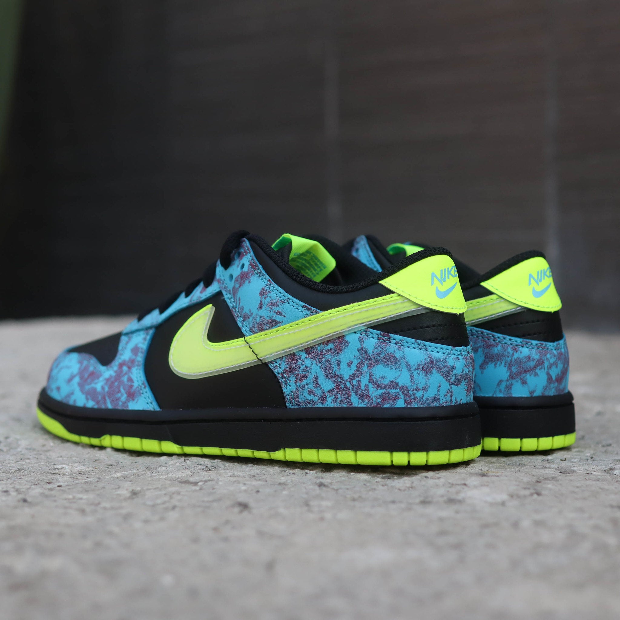 NIKE DUNK LOW ACID WASH VOLT BLACK BALTIC PS