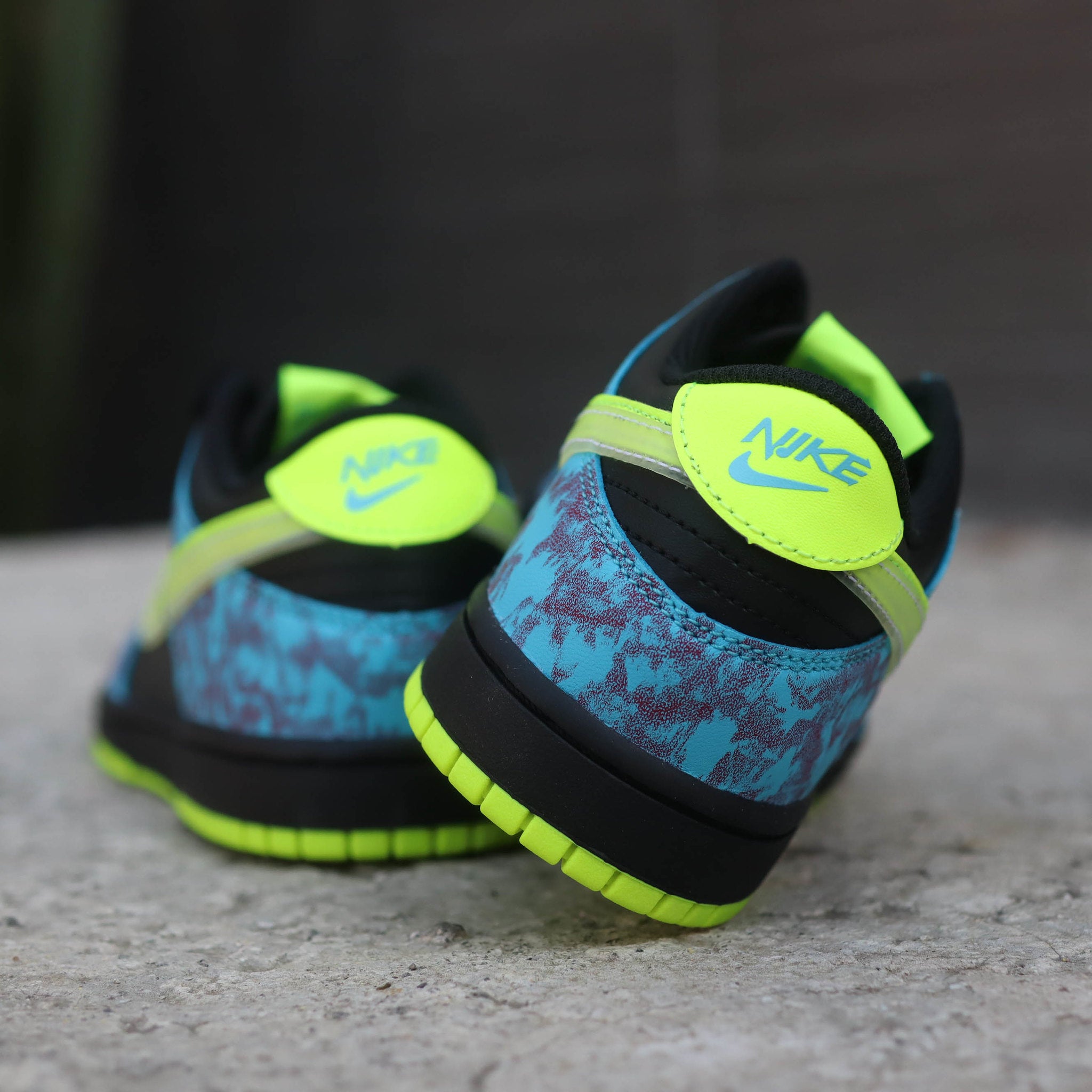 NIKE DUNK LOW ACID WASH VOLT BLACK BALTIC PS