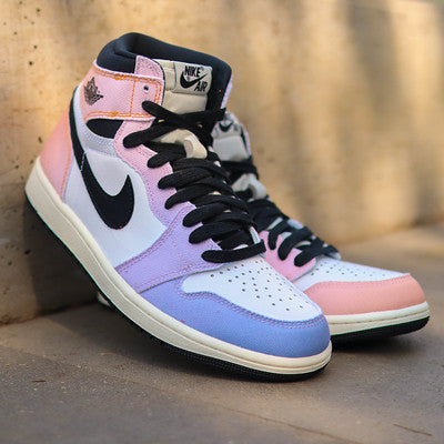 AIR JORDAN 1 HIGH SKYLINE