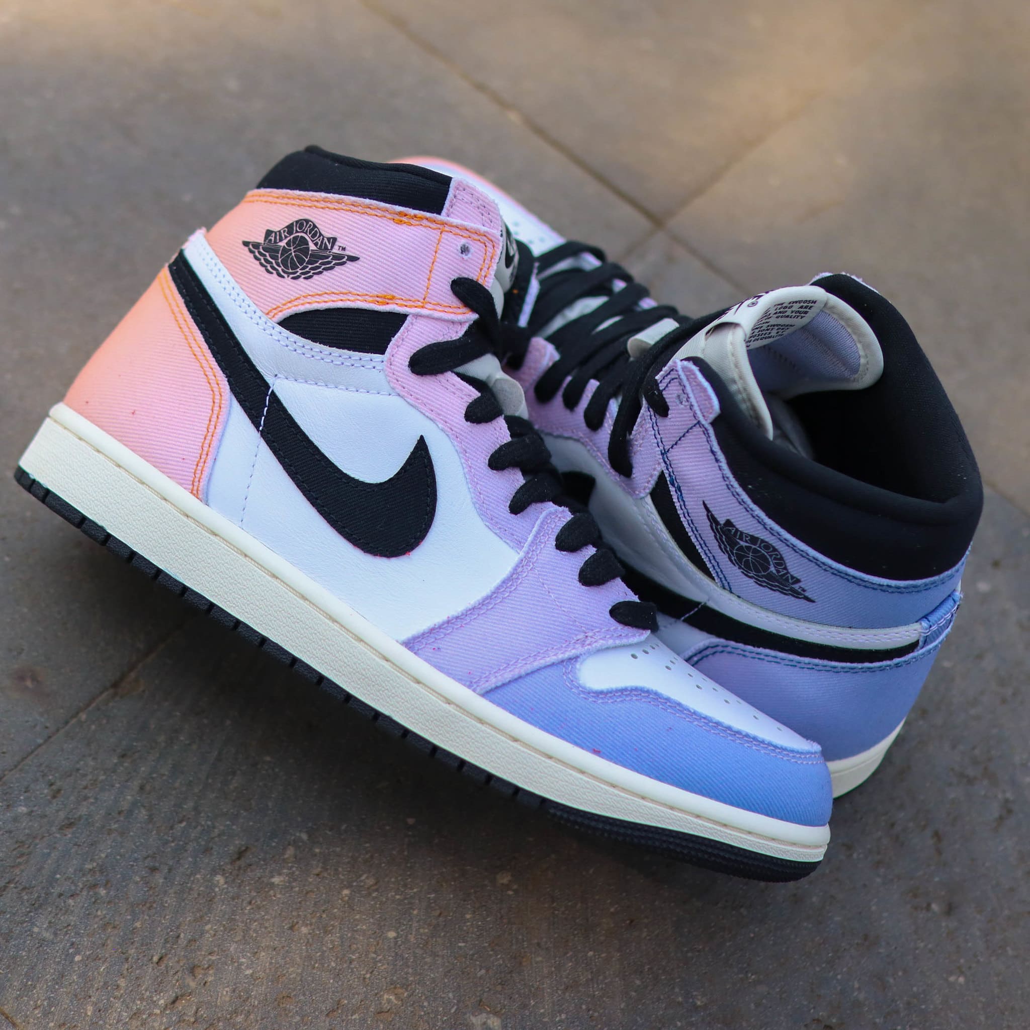 AIR JORDAN 1 HIGH SKYLINE