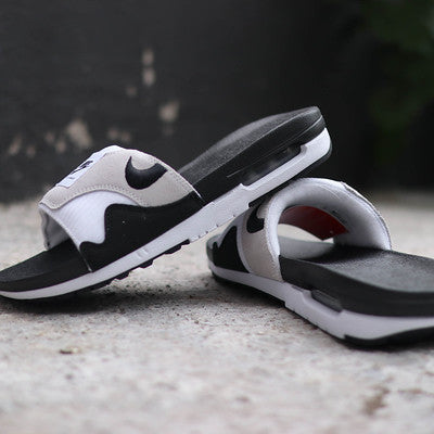 NIKE AIR MAX ONE SLIDE WHITE BLACK