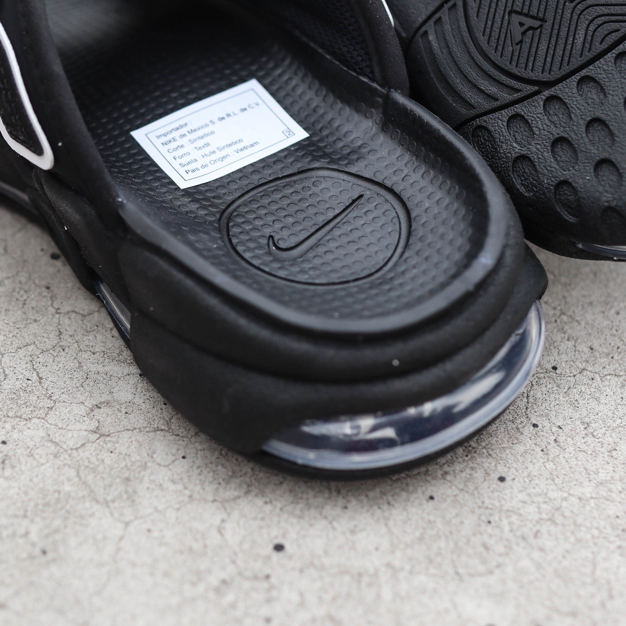 NIKE AIR MORE UPTEMPO SLIDE BLACK WHITE
