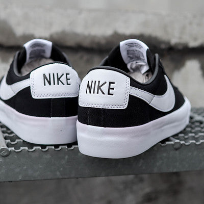 NIKE SB BLAZER LOW GT BLACK WHITE