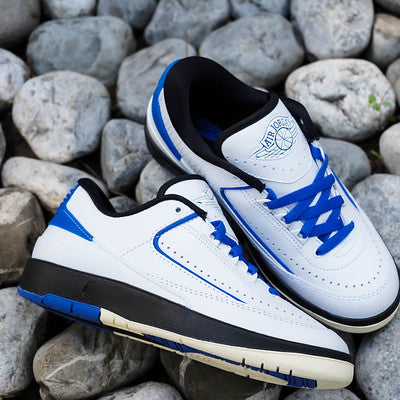 AIR JORDAN 2 LOW VARSITY ROYAL W