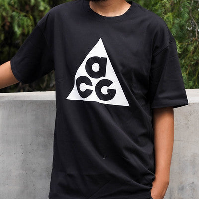 NIKE-ACG-TEE-BLACK