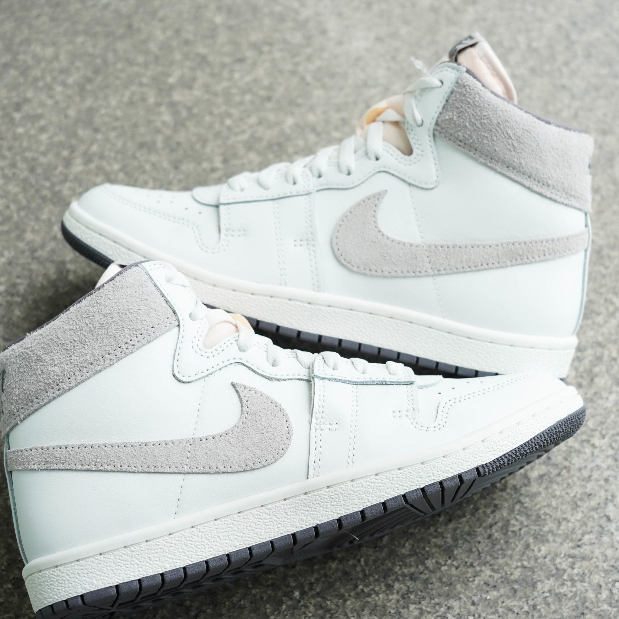 JORDAN AIR SHIP TECH GREY