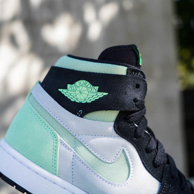 AIR JORDAN 1 ZOOM BLACK VOLT