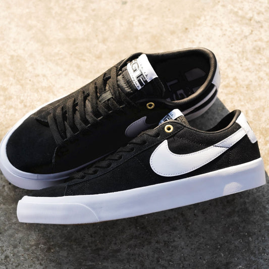 NIKE SB BLAZER LOW GT BLACK WHITE
