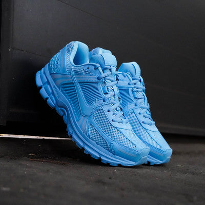 NIKE ZOOM VOMERO LAKESIDE