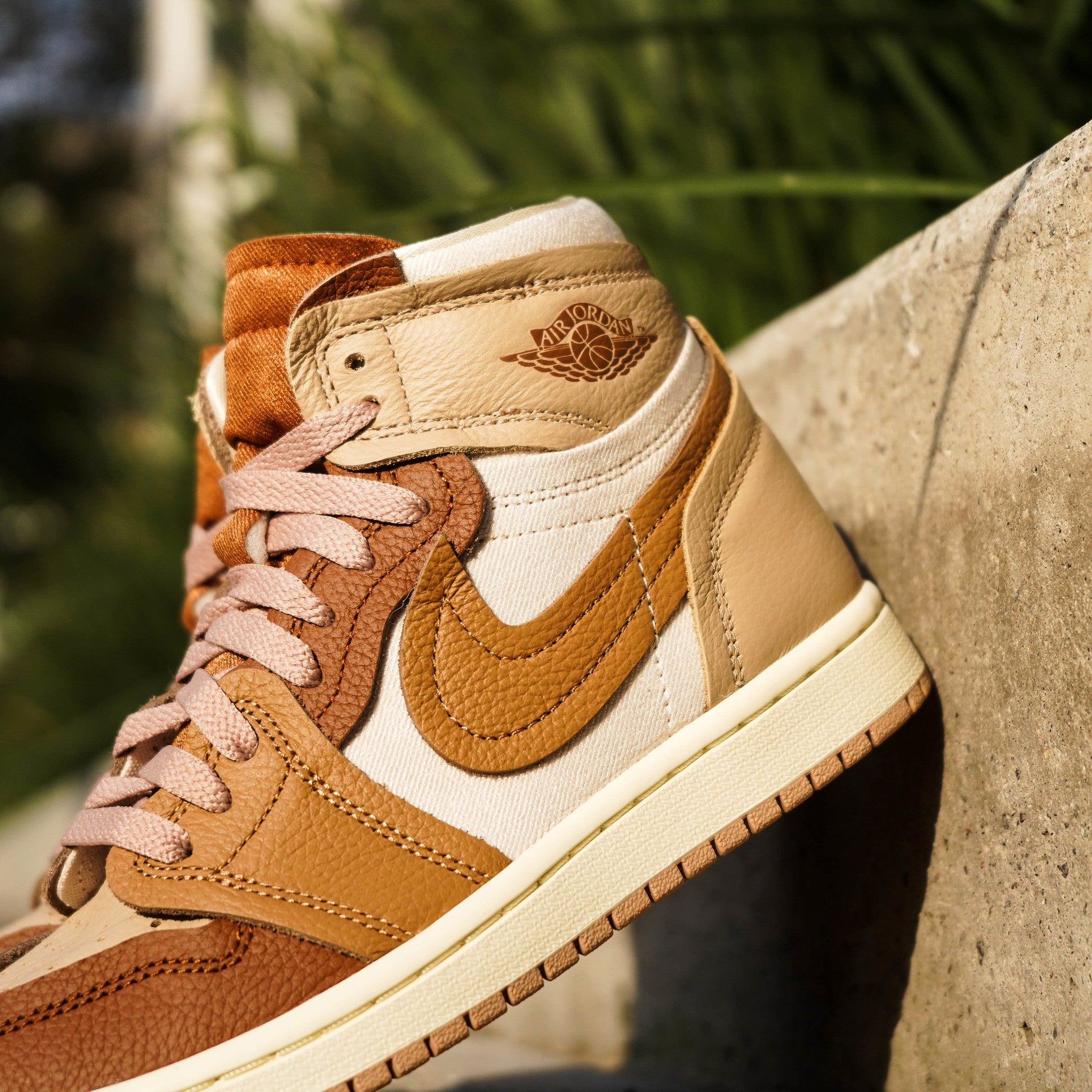 AIR JORDAN 1 HIGH MM LEGEND BROWN W
