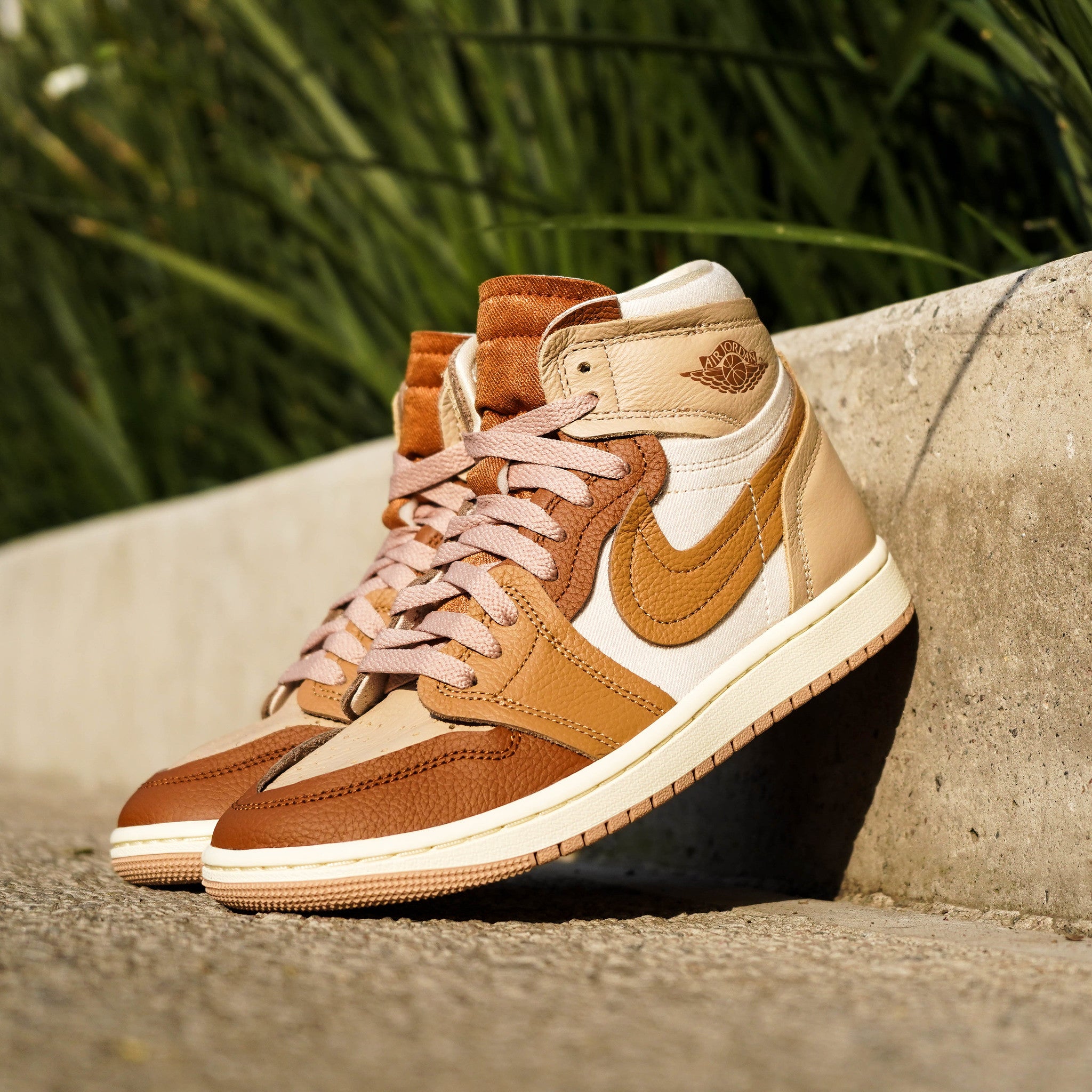 AIR JORDAN 1 HIGH MM LEGEND BROWN W