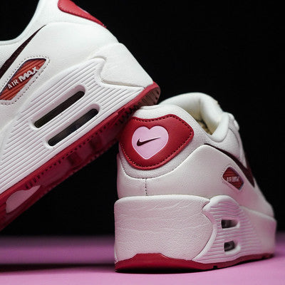 NIKE AIR MAX 90 LV8 VALENTINES DAY