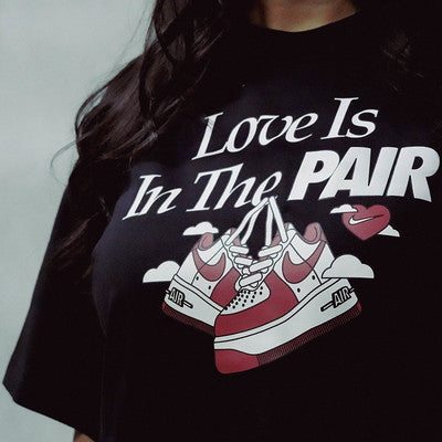 NIKE TEE LOVE IS IN THE PAIR BLACK W