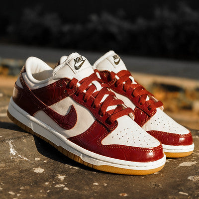 NIKE DUNK LOW RED CROC W