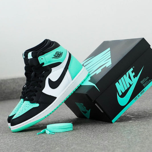 AIR JORDAN 1 HIGH GREEN GLOW