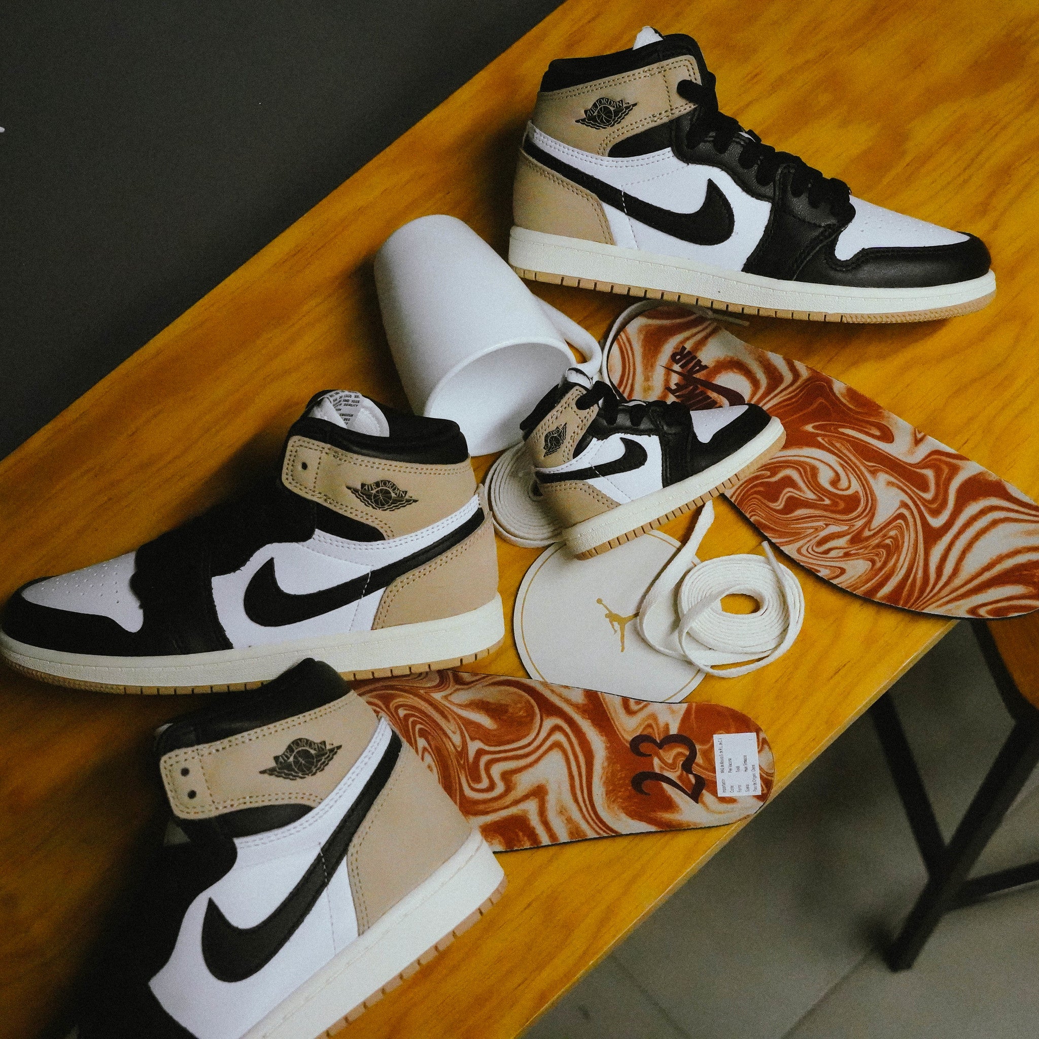 AIR JORDAN 1 HIGH OG LATTE