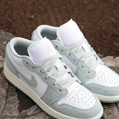 AIR JORDAN 1 LOW SEAFOAM GS