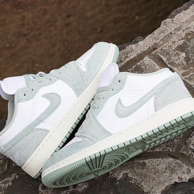 AIR JORDAN 1 LOW SEAFOAM GS