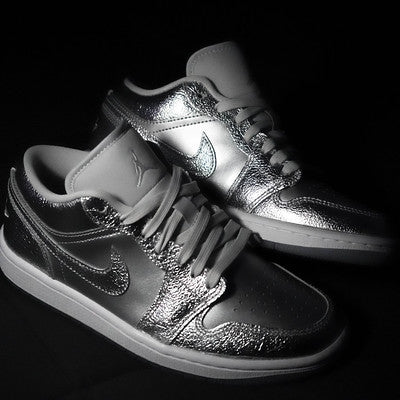 AIR JORDAN 1 LOW METALLIC SILVER W