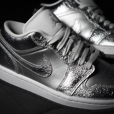 AIR JORDAN 1 LOW METALLIC SILVER W