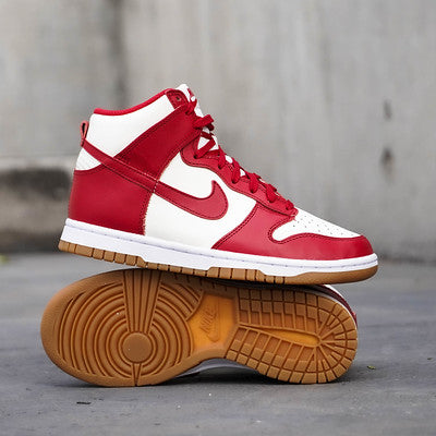 NIKE DUNK HIGH SAIL GYM RED GUM Barrio Warrior