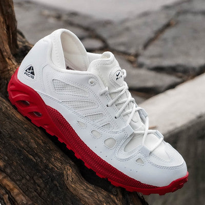 NIKE ACG AIR EXPLORAID SUMMIT WHITE UNIVERSITY