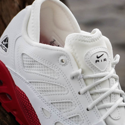 NIKE ACG AIR EXPLORAID SUMMIT WHITE UNIVERSITY