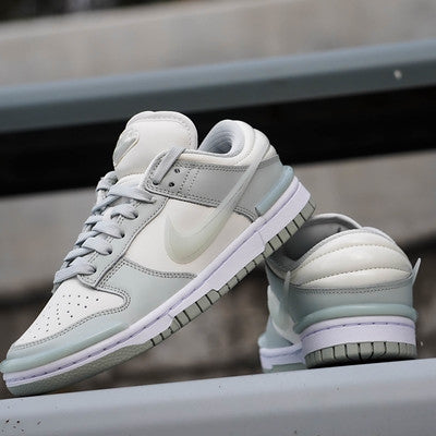 NIKE DUNK LOW TWIST LIGHT SILVER W