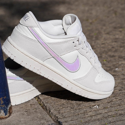 NIKE DUNK LOW IRIDISCENT SWOOSH W